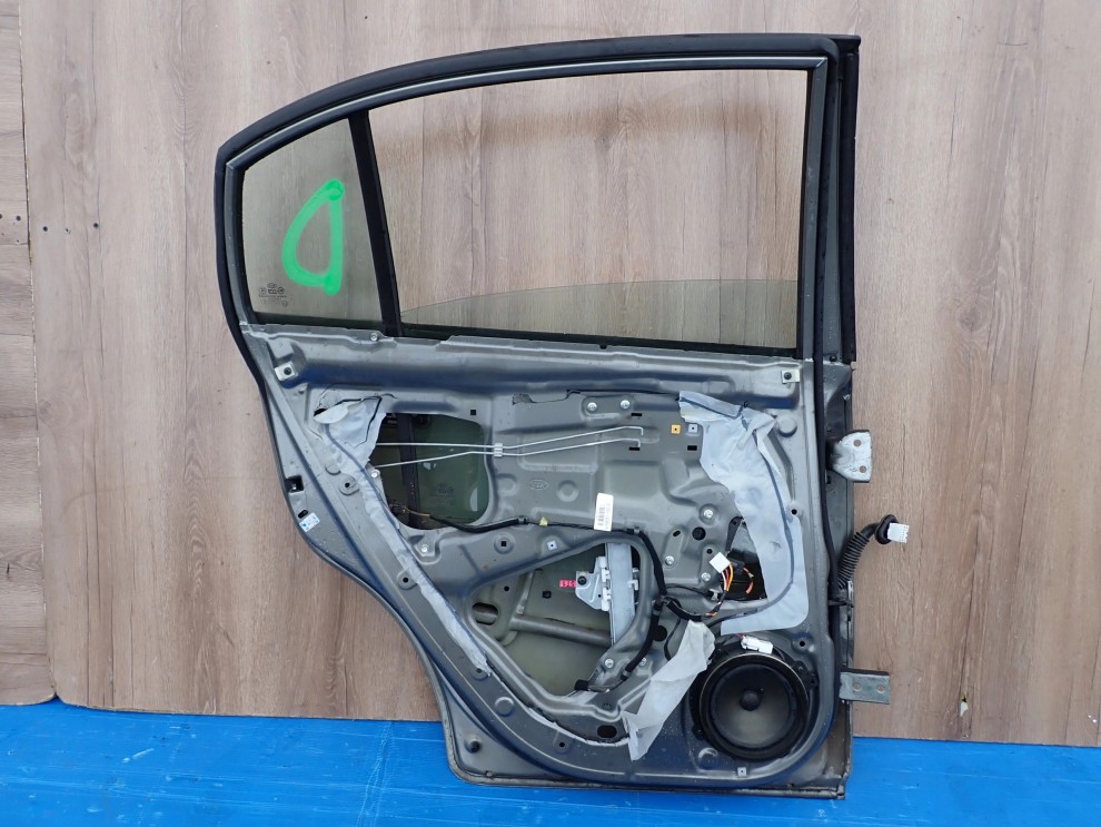 KIA RIO II HATCHBACK 05-11 DRZWI TYLNE LEWE IM 7/8