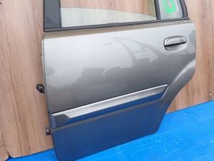 KIA RIO II HATCHBACK 05-11 DRZWI TYLNE LEWE IM 3/8 MINIATURA