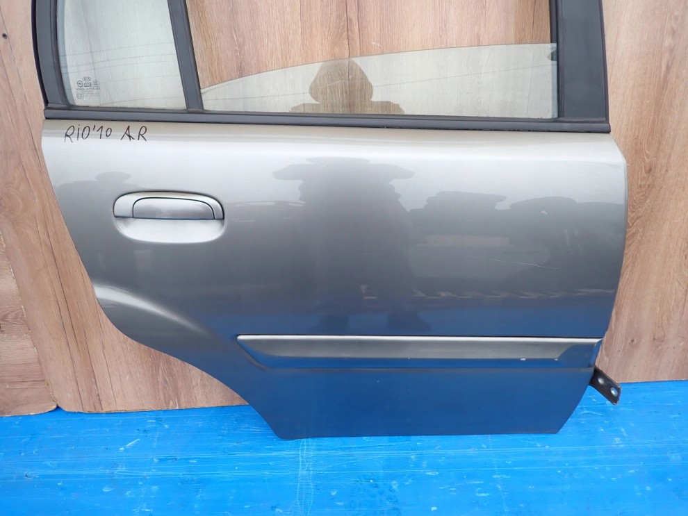KIA RIO II HATCHBACK 05-11 DRZWI TYLNE PRAWE IM 2/12
