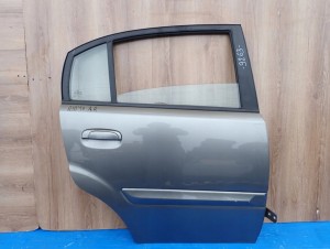KIA RIO II HATCHBACK 05-11 DRZWI TYLNE PRAWE IM 1/12 MINIATURA