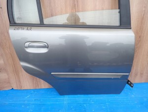 KIA RIO II HATCHBACK 05-11 DRZWI TYLNE PRAWE IM 2/12 MINIATURA