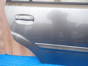 KIA RIO II HATCHBACK 05-11 DRZWI TYLNE PRAWE IM 8/12 MINIATURA