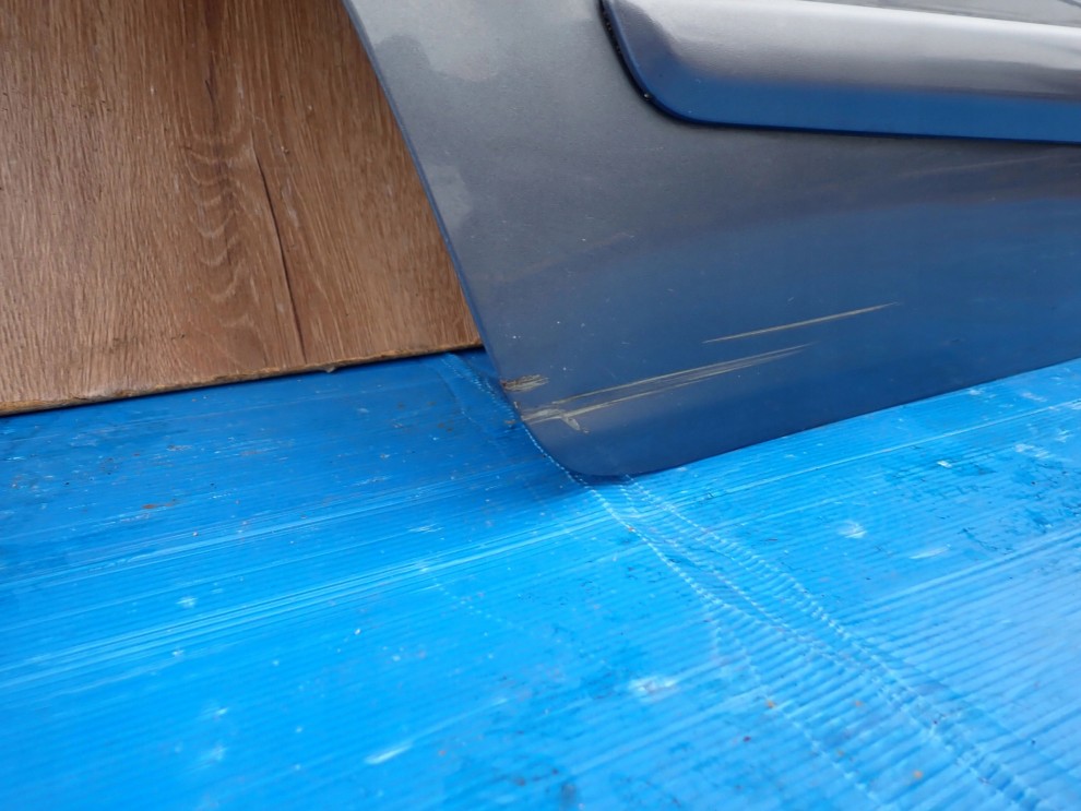 NISSAN NOTE E11 06-12 DRZWI TYLNE PRAWE B52 6/12