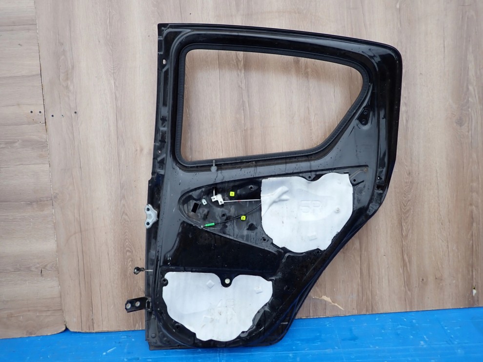 TOYOTA AYGO 05-12 5d DRZWI TYLNE PRAWE 211 9/10