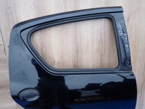 TOYOTA AYGO 05-12 5d DRZWI TYLNE PRAWE 211 7/10 MINIATURA