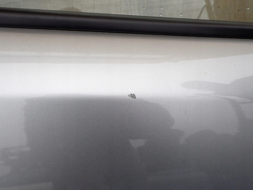 NISSAN NOTE E11 06-12 DRZWI TYLNE PRAWE KY0 7/8