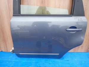 NISSAN NOTE E11 06-12 DRZWI TYLNE LEWE B52 2/11 MINIATURA