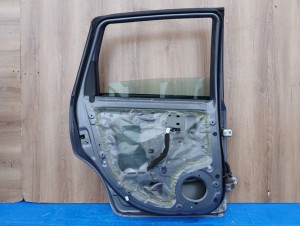 NISSAN NOTE E11 06-12 DRZWI TYLNE LEWE B52 10/11 MINIATURA