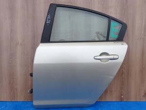 MAZDA3 MAZDA 3 BK SEDAN 03-07 DRZWI TYLNE LEWE 1/14 MINIATURA