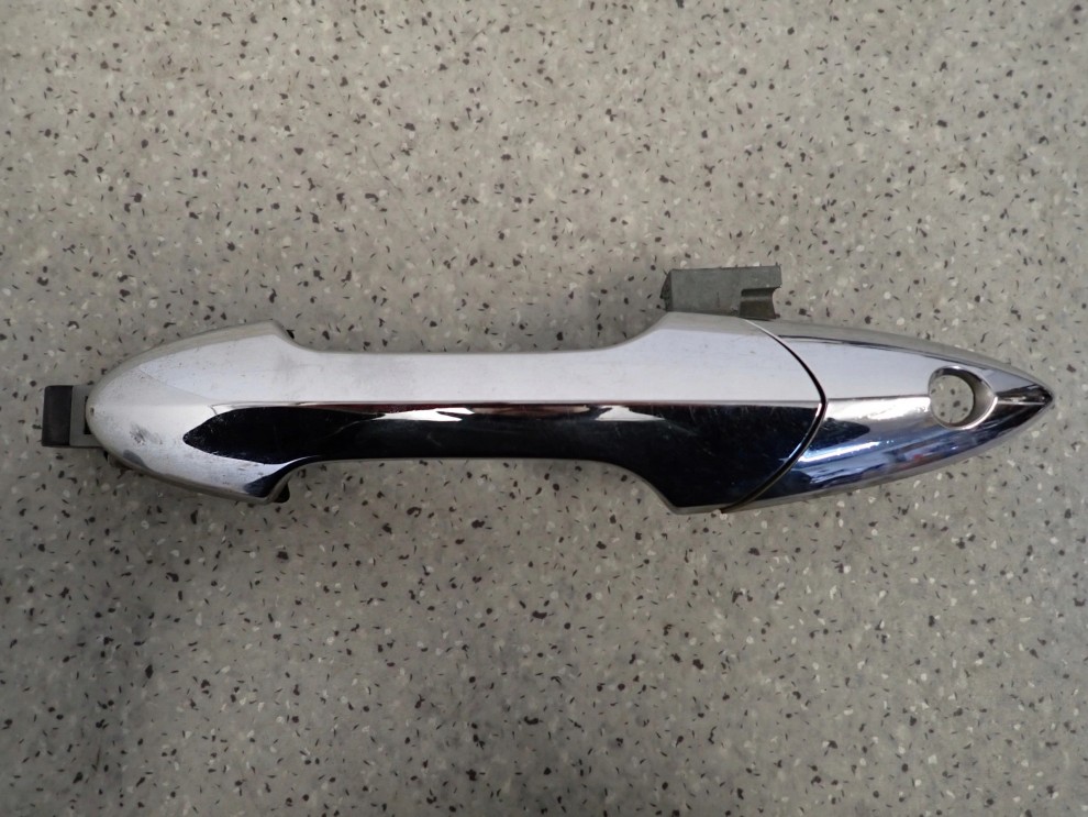 HONDA FRV FR-V 05- KLAMKA PRZEDNIA LEWA CHROM 1/4