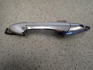 HONDA FRV FR-V 05- KLAMKA PRZEDNIA LEWA CHROM 3/4 MINIATURA