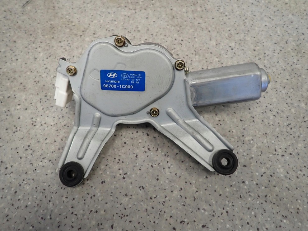 HYUNDAI GETZ SILNICZEK WYCIERACZEK SILNIK TYŁ 4/5