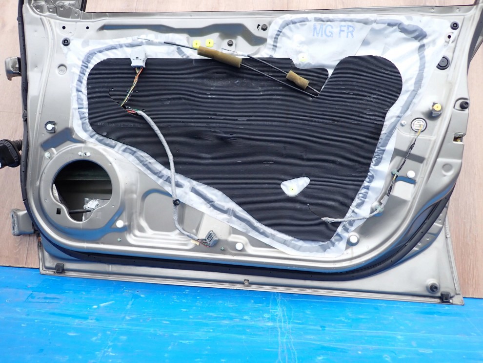 HONDA CIVIC UFO VIII 06- DRZWI PRZEDNIE PRAWE NH701M 12/12