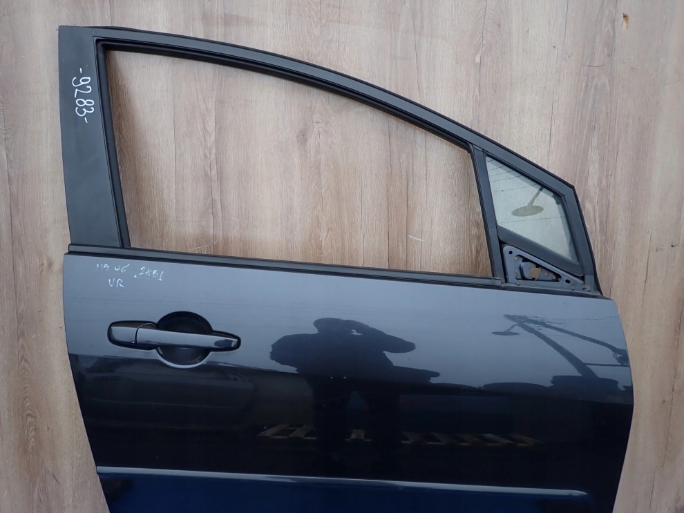 MAZDA 5 MAZDA5 05-10 DRZWI PRZEDNIE PRAWE 28B 2/12