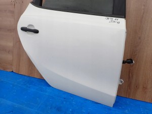 HYUNDAI I30 HATCHBACK 07-12 DRZWI TYLNE PRAWE TCW 4/12 MINIATURA