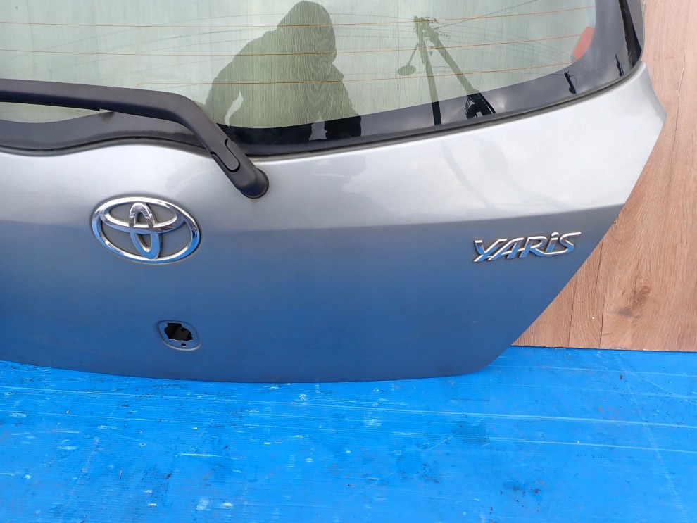TOYOTA YARIS II 06- KLAPA TYLNA BAGAŻNIKA 1F8 9/12