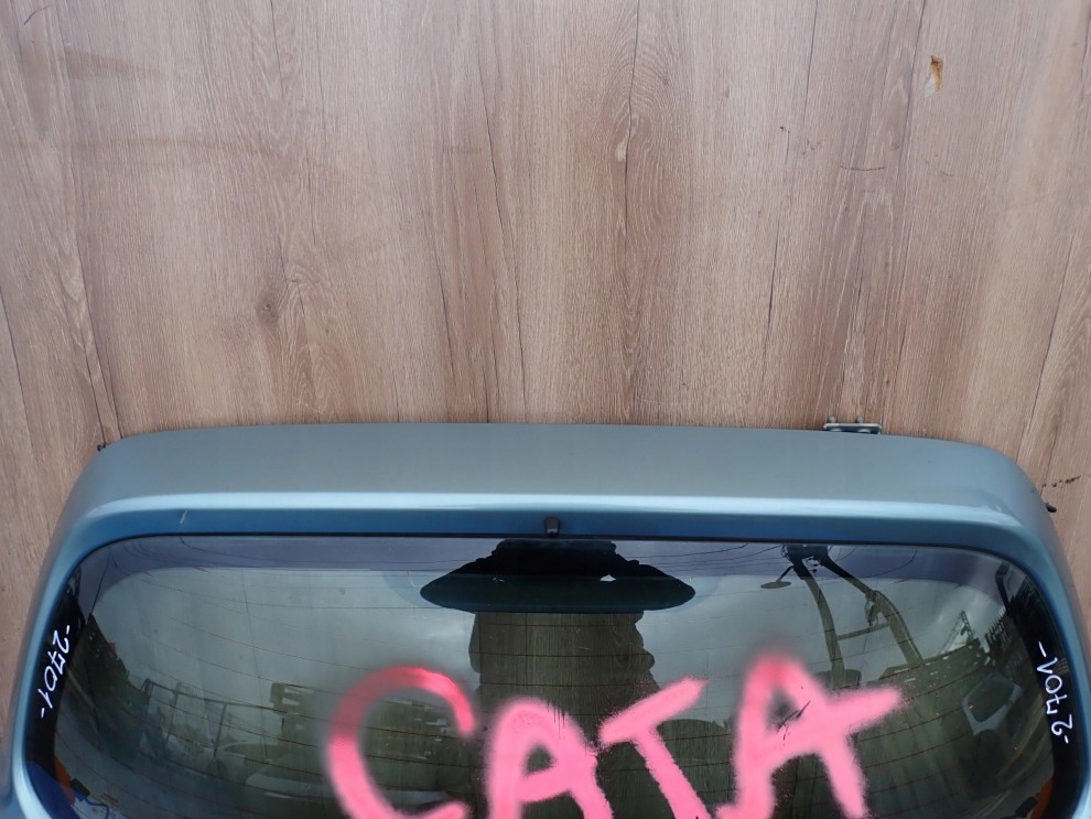 NISSAN ALMERA N16 00-06 KLAPA BAGAŻNIKA SZYBA TYLNA BN3 5/12