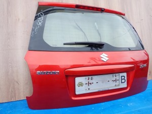 SUZUKI SX4 06-13 KLAPA BAGAŻNIKA SZYBA TYLNA ZFS 3/7 MINIATURA