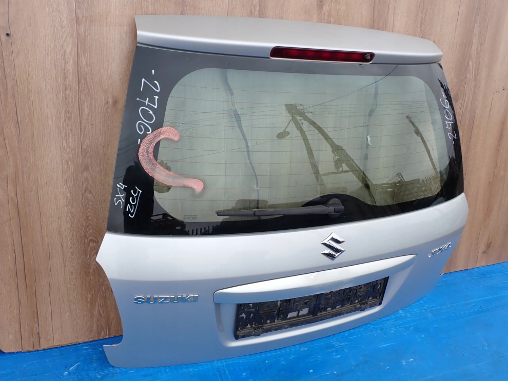 SUZUKI SX4 06-13 KLAPA BAGAŻNIKA SZYBA TYLNA ZCC 2/6