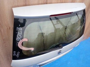 SUZUKI SX4 06-13 KLAPA BAGAŻNIKA SZYBA TYLNA ZCC 5/6 MINIATURA