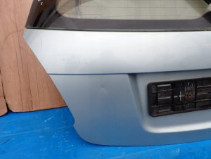 KIA RIO II 05- KLAPA TYLNA BAGAŻNIKA 4/6 MINIATURA