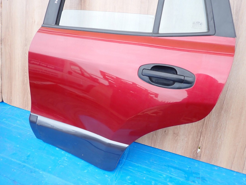 HYUNDAI SANTA FE 01- DRZWI TYLNE LEWE NQ 4/11