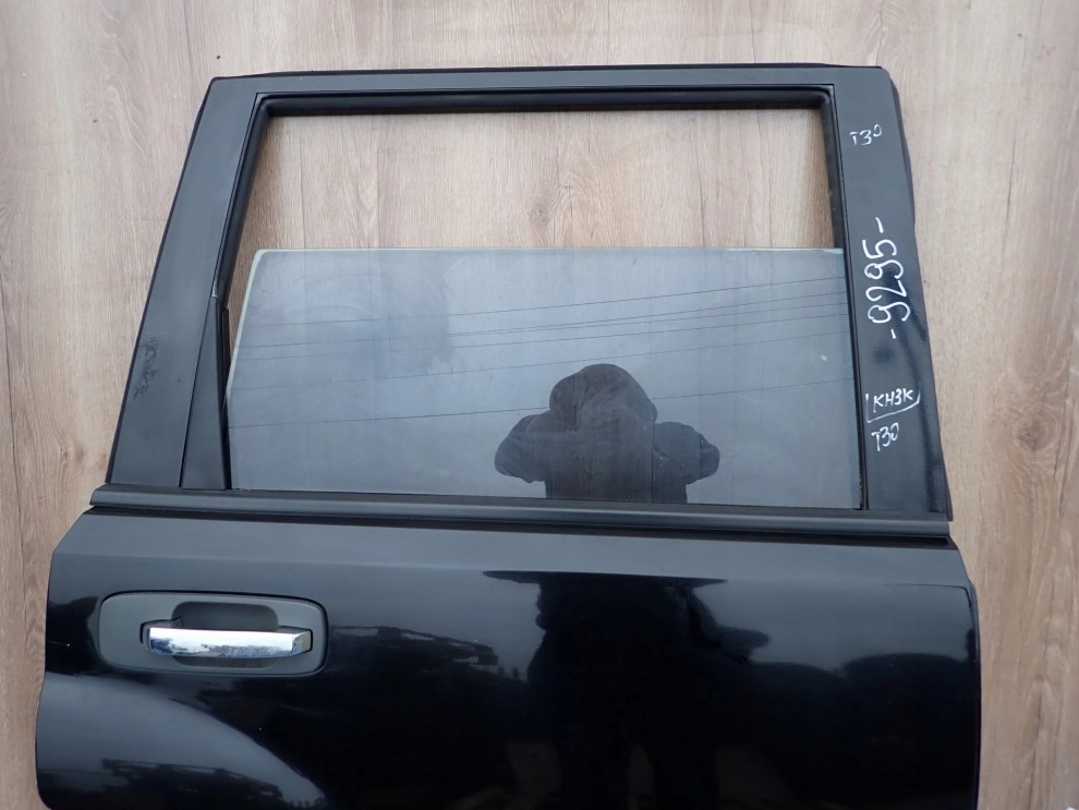 NISSAN X-TRAIL T30 01-06 DRZWI TYLNE PRAWE KH3K 8/9