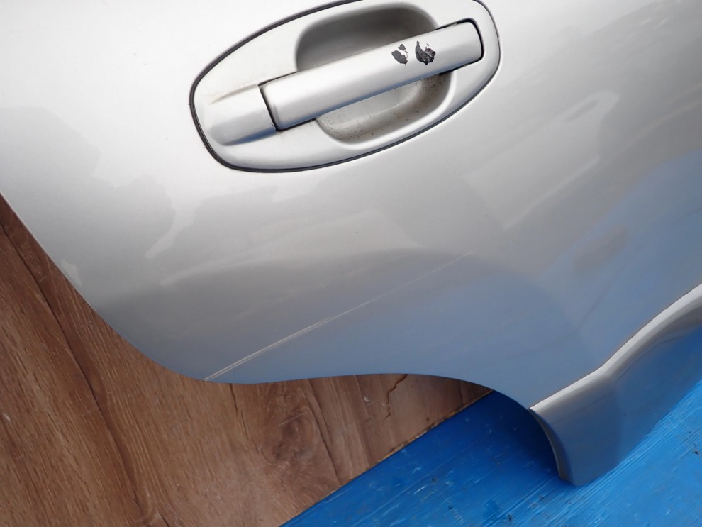 HYUNDAI SANTA FE 01- DRZWI TYLNE PRAWE LL 6/15