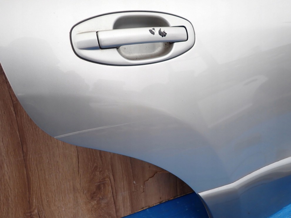 HYUNDAI SANTA FE 01- DRZWI TYLNE PRAWE LL 7/15