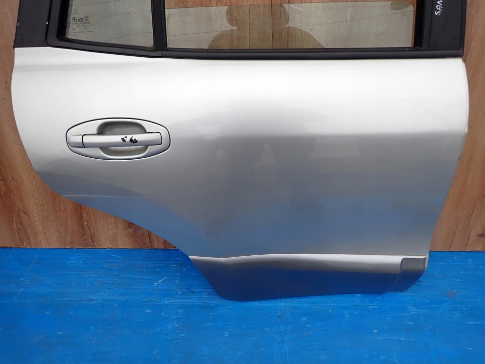 HYUNDAI SANTA FE 01- DRZWI TYLNE PRAWE LL 11/15