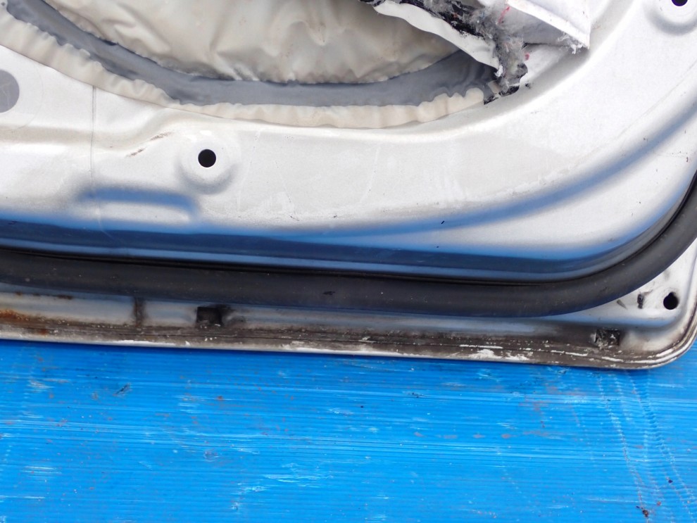 HYUNDAI SANTA FE 01- DRZWI TYLNE PRAWE LL 15/15