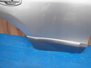 HYUNDAI SANTA FE 01- DRZWI TYLNE PRAWE LL 8/15 MINIATURA