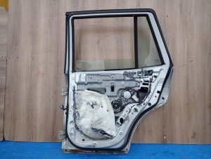 HYUNDAI SANTA FE 01- DRZWI TYLNE PRAWE LL 12/15 MINIATURA