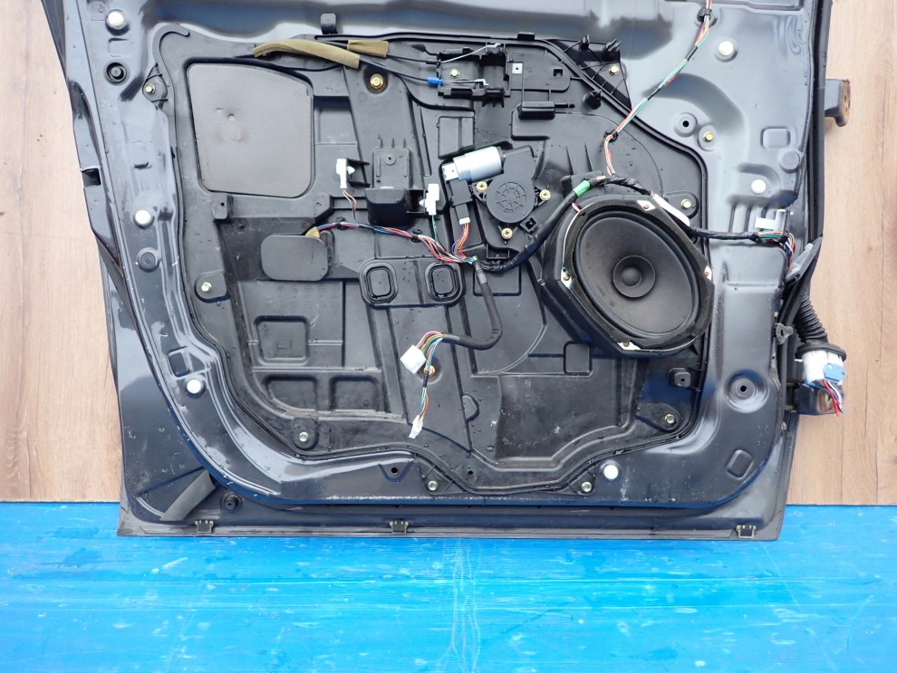 MAZDA 5 MAZDA5 05-10 DRZWI PRZEDNIE LEWE 28B 14/14