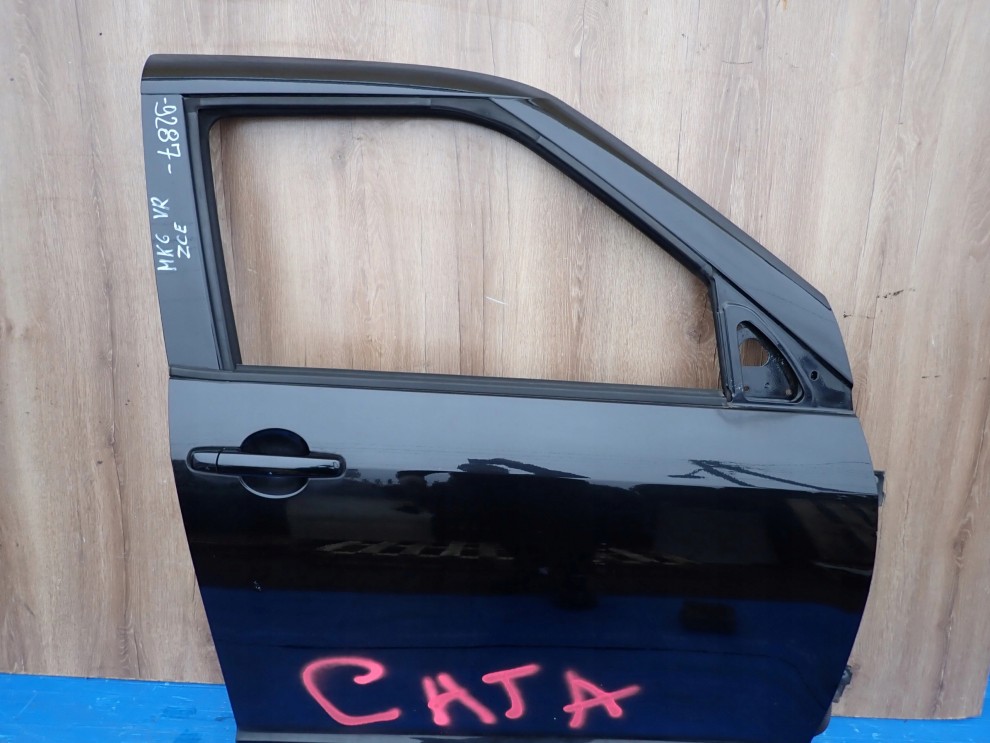 SUZUKI SWIFT 5d MK6 04-09 DRZWI PRZEDNIE PRAWE ZCE 2/13