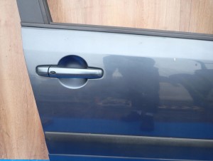 SUZUKI SX4 06-12 DRZWI PRZEDNIE PRAWE ZY4 4/12 MINIATURA