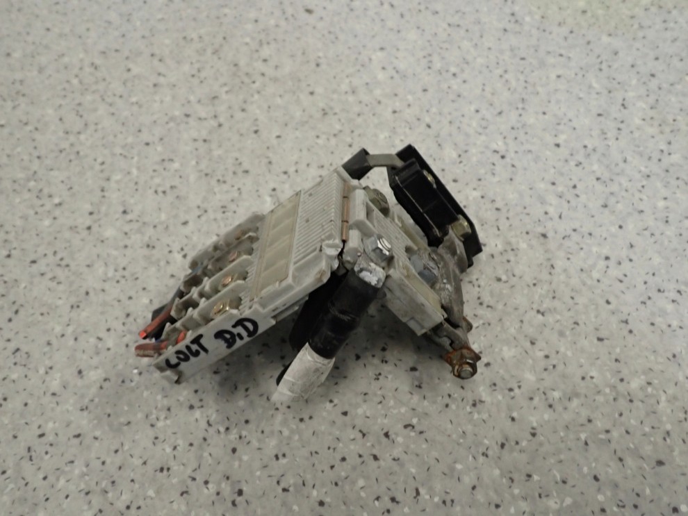 MITSUBISHI COLT 1,5 DIESEL 04-12 KLEMA PLUSOWA 1/5