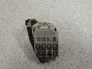 MITSUBISHI COLT 1,5 DIESEL 04-12 KLEMA PLUSOWA 2/5 MINIATURA