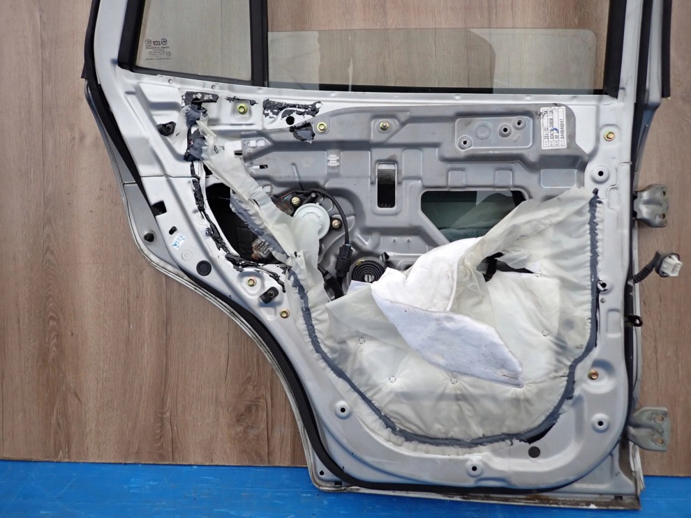 HYUNDAI SANTA FE 01- DRZWI TYLNE LEWE LL 10/11