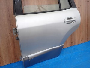 HYUNDAI SANTA FE 01- DRZWI TYLNE LEWE LL 3/11 MINIATURA