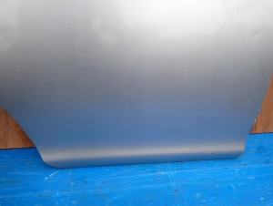 HONDA CIVIC 7 GEN 5d 01-05 DRZWI TYLNE PRAWE NH623M 8/10 MINIATURA