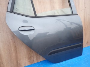 HYUNDAI i10 07-13 DRZWI TYLNE PRAWE ML 4/9 MINIATURA