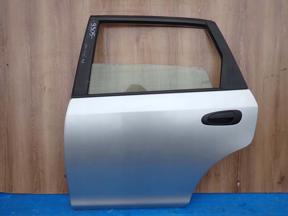 HONDA CIVIC 7 GEN 5d 01-05 DRZWI TYLNE LEWE NH623M 1/10