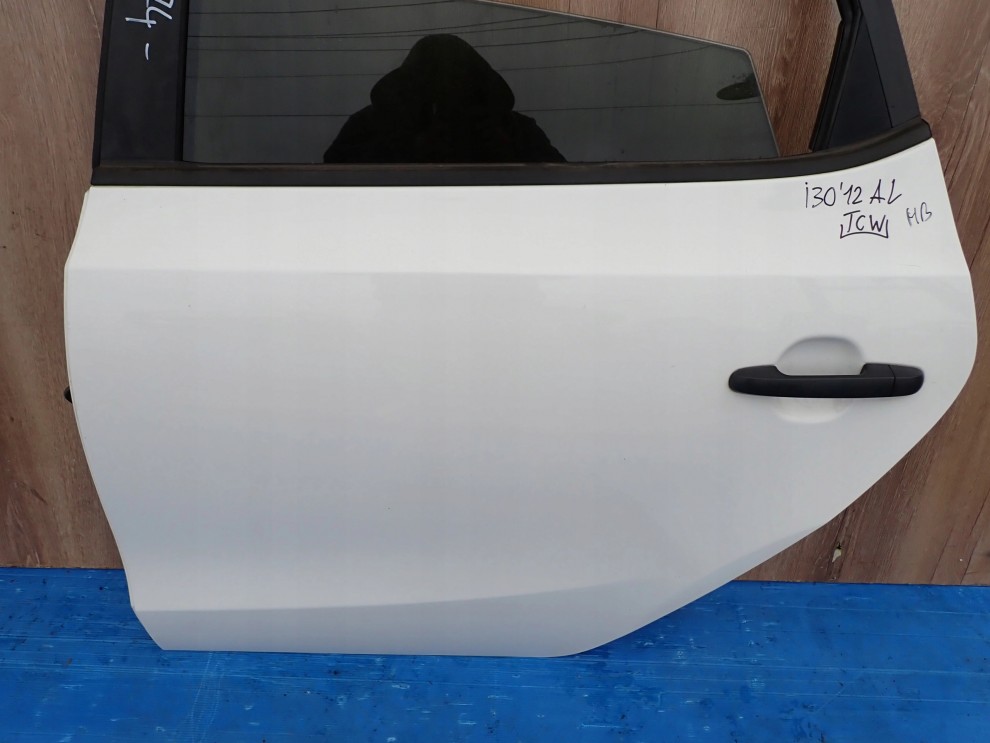 HYUNDAI I30 HATCHBACK 07-12 DRZWI TYLNE LEWE TCW 2/9