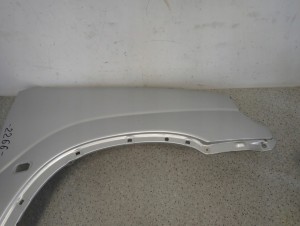 SUZUKI IGNIS I 00-03 BŁOTNIK PRZEDNI PRAWY Z2S 5/10 MINIATURA