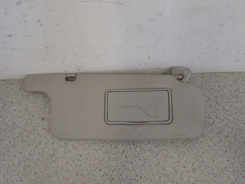 TOYOTA COROLLA VERSO 01- DASZEK PRZECIWSŁONECZNY PRAWY 2/7