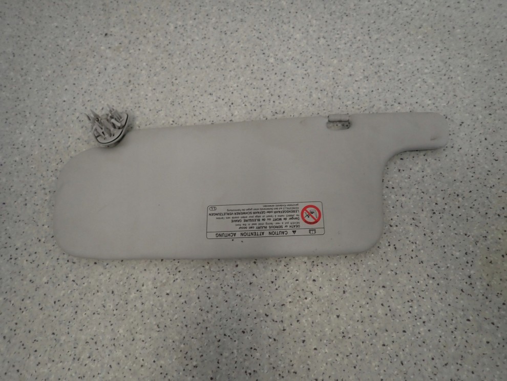 TOYOTA COROLLA VERSO 01- DASZEK PRZECIWSŁONECZNY PRAWY 5/7