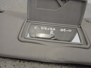 TOYOTA COROLLA VERSO 01- DASZEK PRZECIWSŁONECZNY PRAWY 3/7 MINIATURA