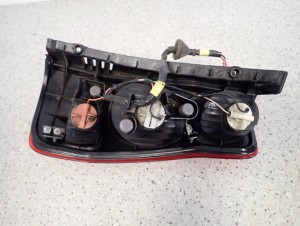 HYUNDAI MATRIX 02- LAMPA TYLNA LEWA 9/9 MINIATURA