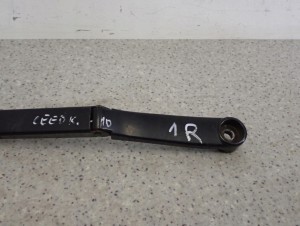 KIA CEED RAMIE WYCIERACZKI PRZÓD PRAWE 3/7 MINIATURA